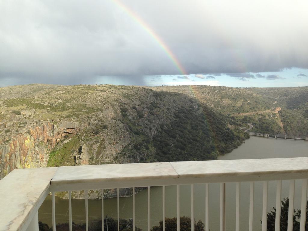 Hotel Parador Santa Catarina Miranda do Douro Luaran gambar