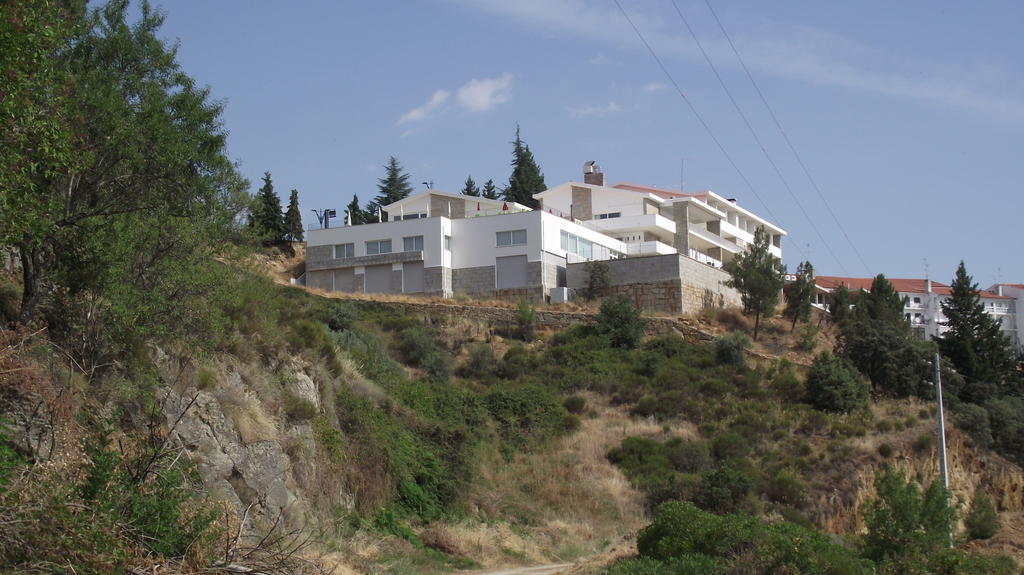 Hotel Parador Santa Catarina Miranda do Douro Luaran gambar